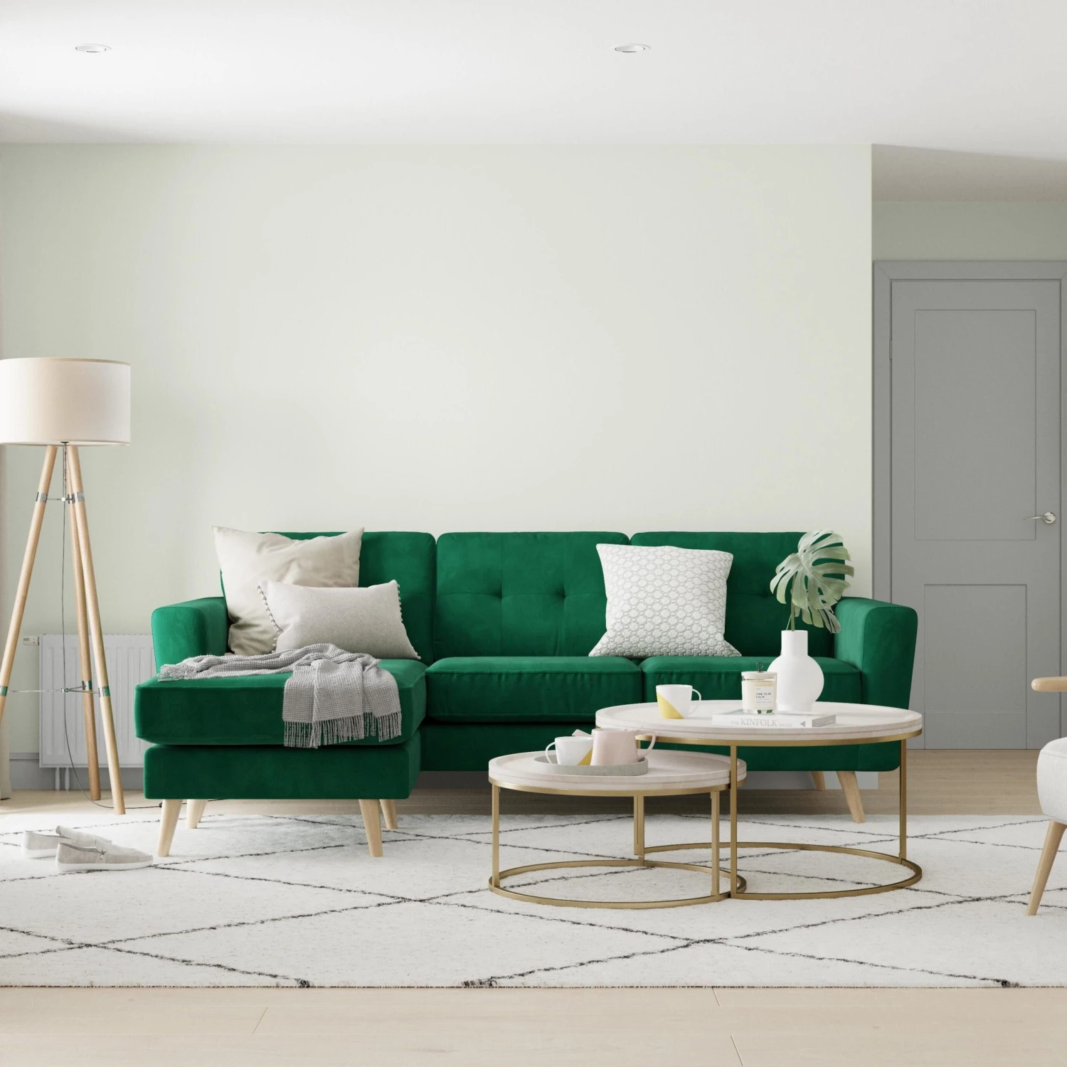 Dulux Natural Hints Apple White Matt Emulsion Paint, 2.5L 4 Dulux Natural Hints Apple White Matt Emulsion Paint, 2.5L - Image 4