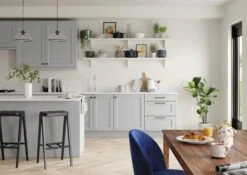 Dulux One Coat Timeless Matt Emulsion Paint, 5L 12 Dulux One Coat Timeless Matt Emulsion Paint, 5L -Trade Point dulux one coat timeless matt emulsion paint 5l5010212656488 05i