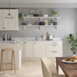 Dulux Walls & Ceilings Chic Shadow Matt Emulsion Paint, 2.5L -Trade Point dulux walls ceilings chic shadow matt emulsion paint 2 5l5010212554555 02i bq