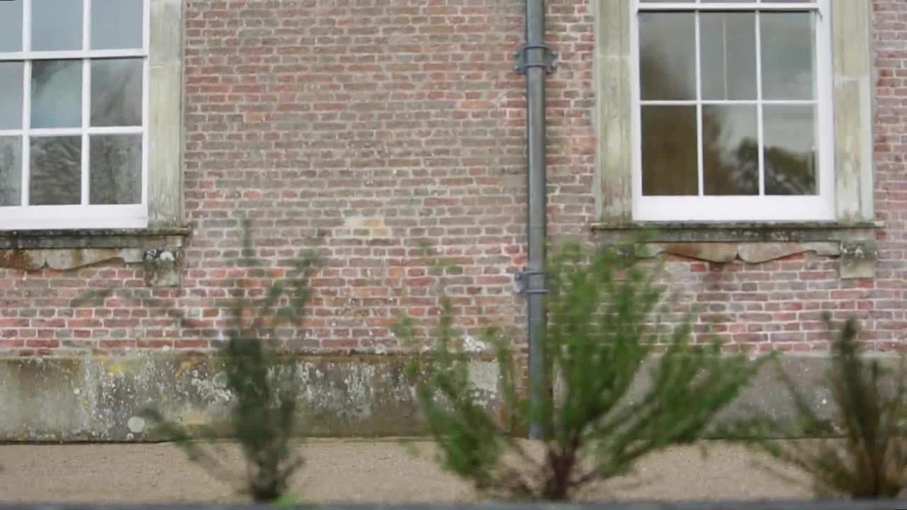 Farrow & Ball Estate Down Pipe No.26 Matt Emulsion Paint, 2.5L 2 Farrow & Ball Estate Down Pipe No.26 Matt Emulsion Paint, 2.5L - Image 2