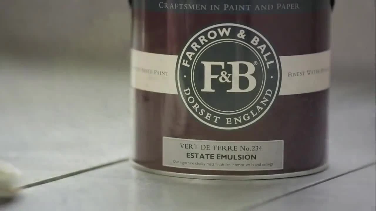 Farrow & Ball Estate Vert De Terre No.234 Matt Emulsion Paint, 2.5L 2 Farrow & Ball Estate Vert De Terre No.234 Matt Emulsion Paint, 2.5L - Image 2
