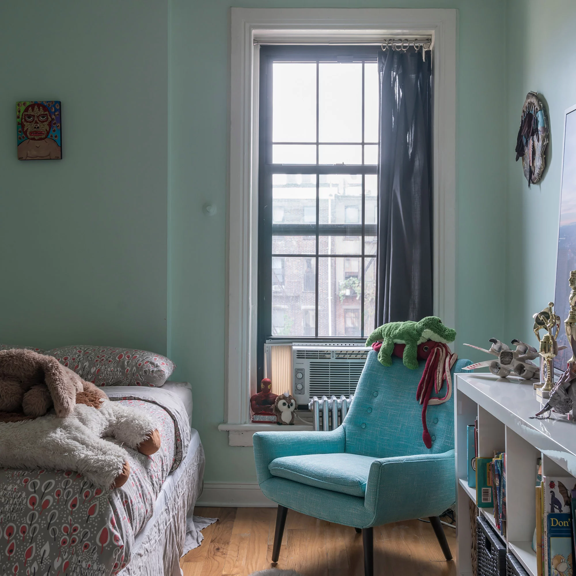 Farrow & Ball Modern Blue Ground No.210 Eggshell Paint, 750ml 4 Farrow & Ball Modern Blue Ground No.210 Eggshell Paint, 750ml - Image 4