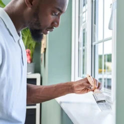 Valspar Trade Pure Brilliant White Eggshell Metal & Wood Paint, 2.5L -Trade Point valspar trade pure brilliant white eggshell metal wood paint 2 5l5055018166182 02i bq